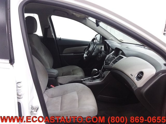 Used 2014 Chevrolet Cruze LT w/ Enhanced Safety Package FWD image 13