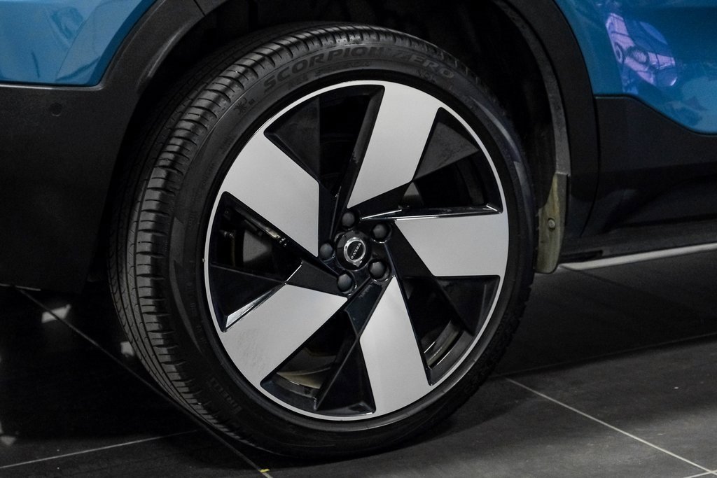 Used 2023 Volvo C40 P8 Recharge Ultimate image 57