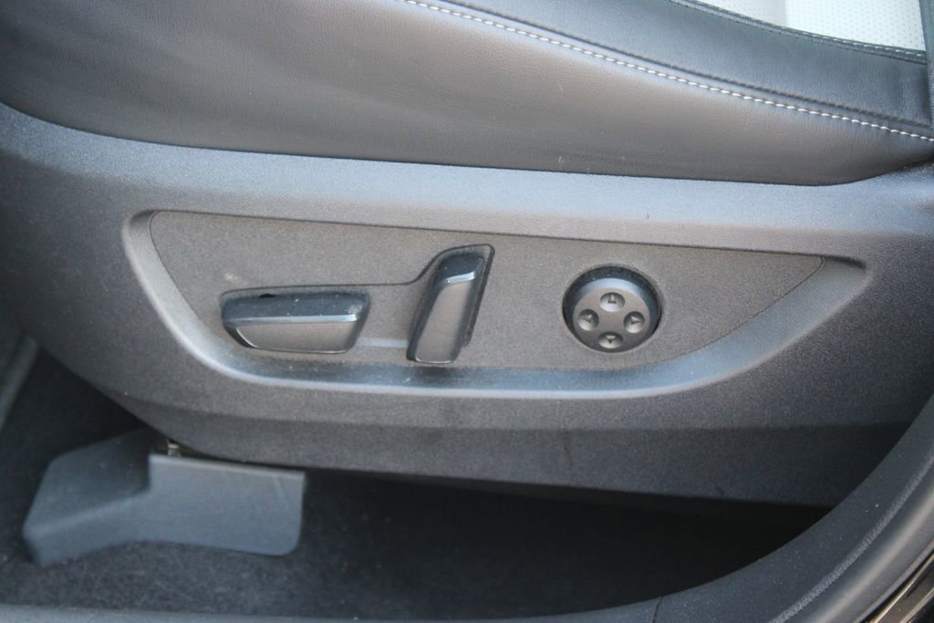 Used 2025 INFINITI QX55 Luxe w/ Accent Package AWD/4WD image 19
