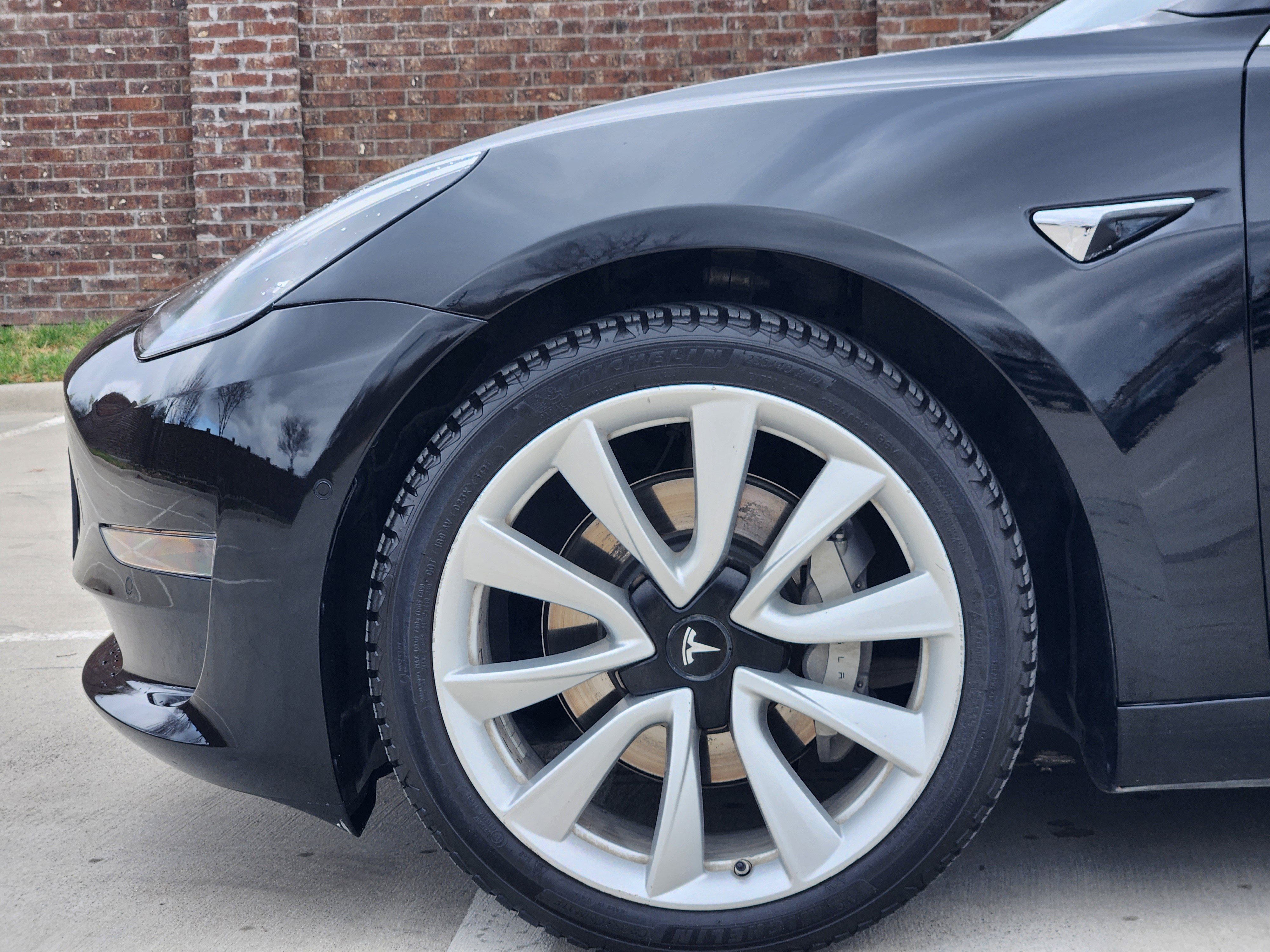 Used 2019 Tesla Model 3 Standard Range Plus image 10