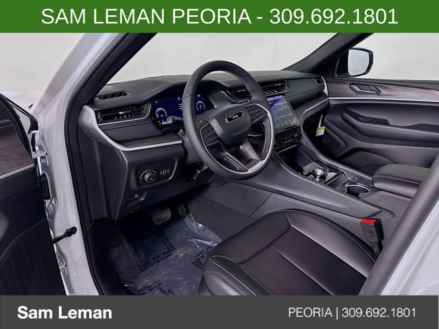 New 2025 Jeep Grand Cherokee L Limited w/ Black Appearance Package image 9