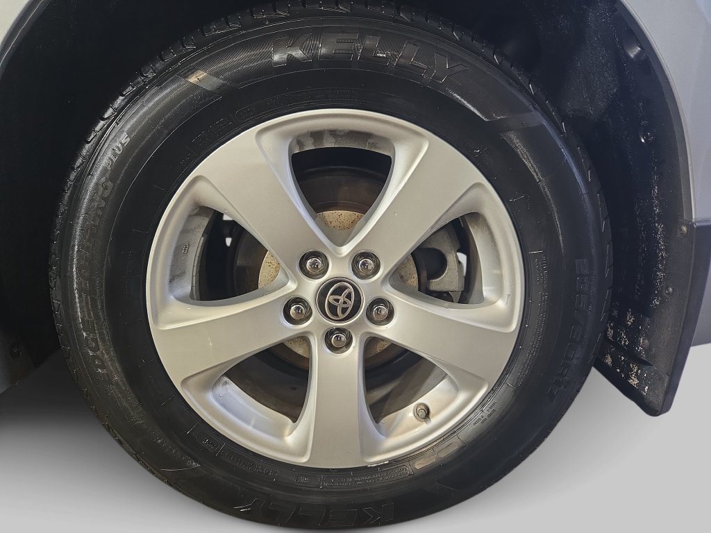 Used 2020 Toyota Sienna L FWD image 35