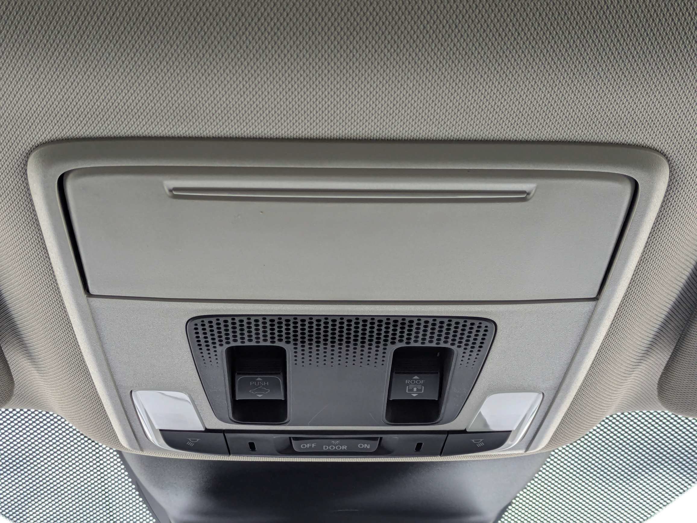 Used 2025 Honda Pilot Touring image 27