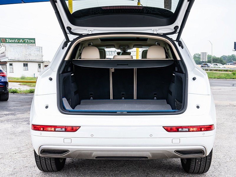 Used 2019 Audi Q5 Prestige w/ Prestige Package AWD/4WD image 12