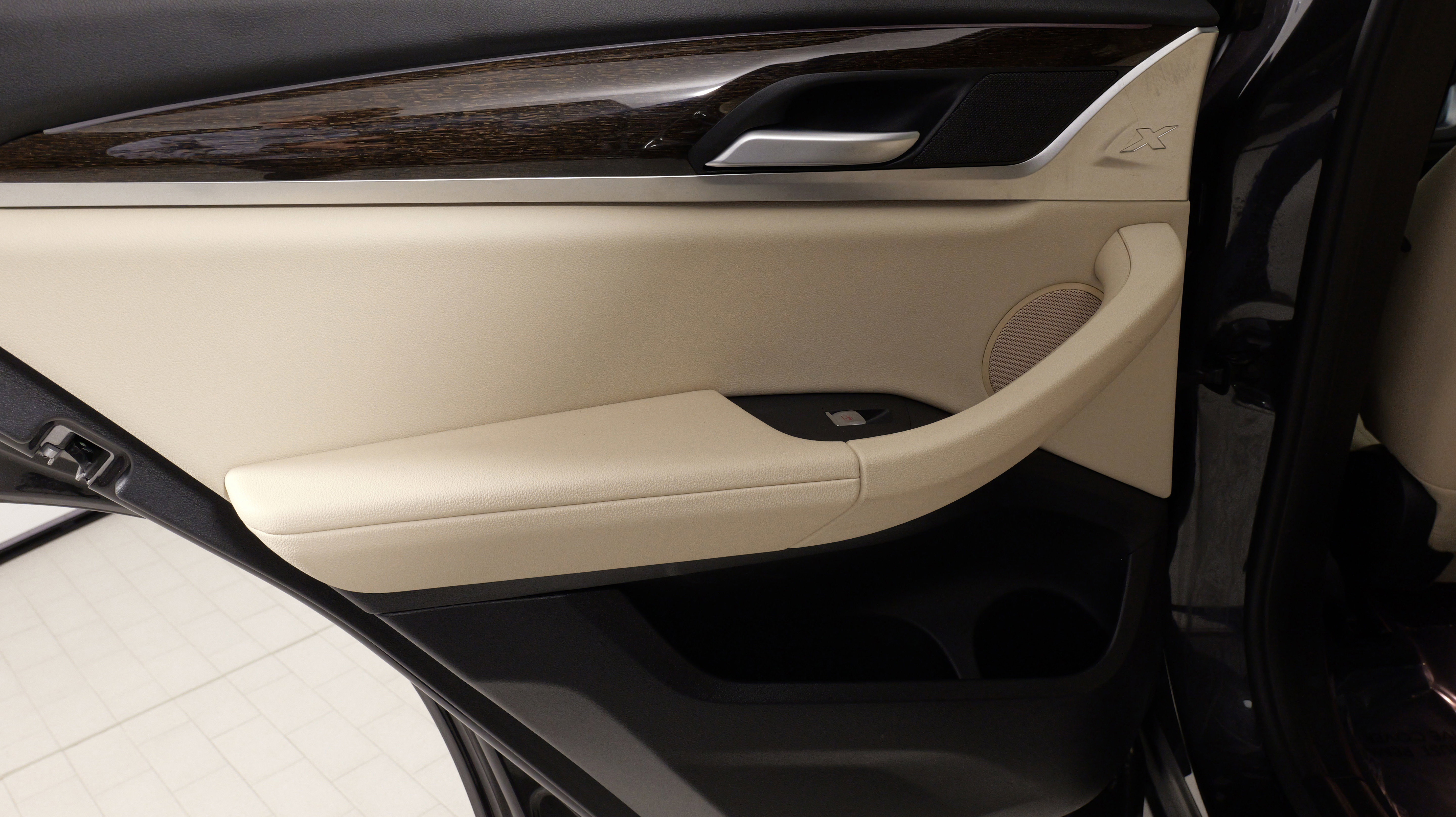 Used 2025 BMW X4 xDrive30i image 34