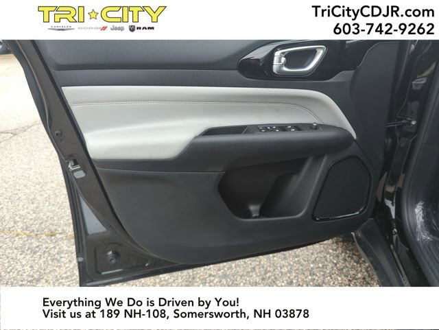 New 2026 Jeep Compass Limited w/ Mopar All Weather Package image 10