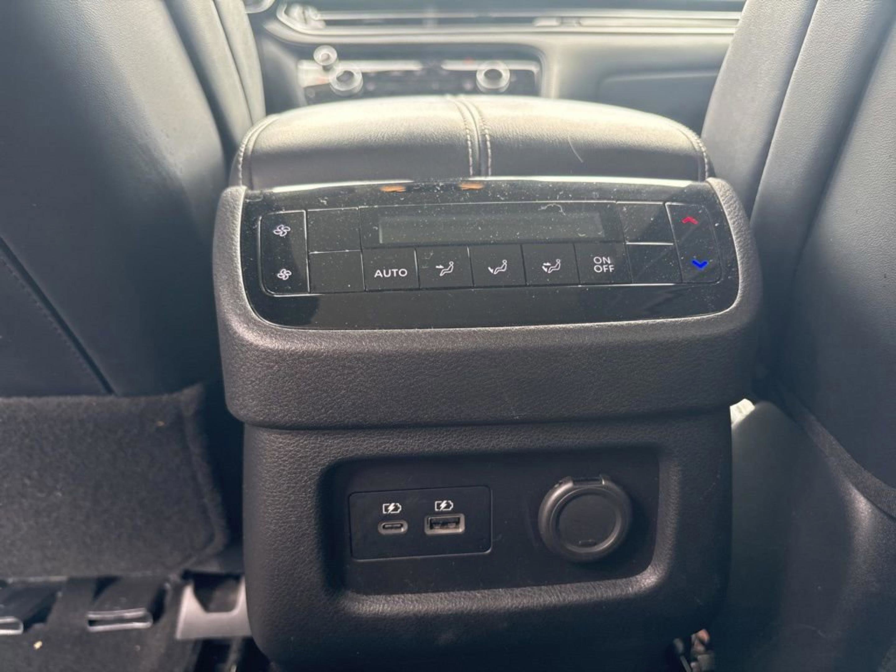 Used 2023 INFINITI QX60 Pure image 15