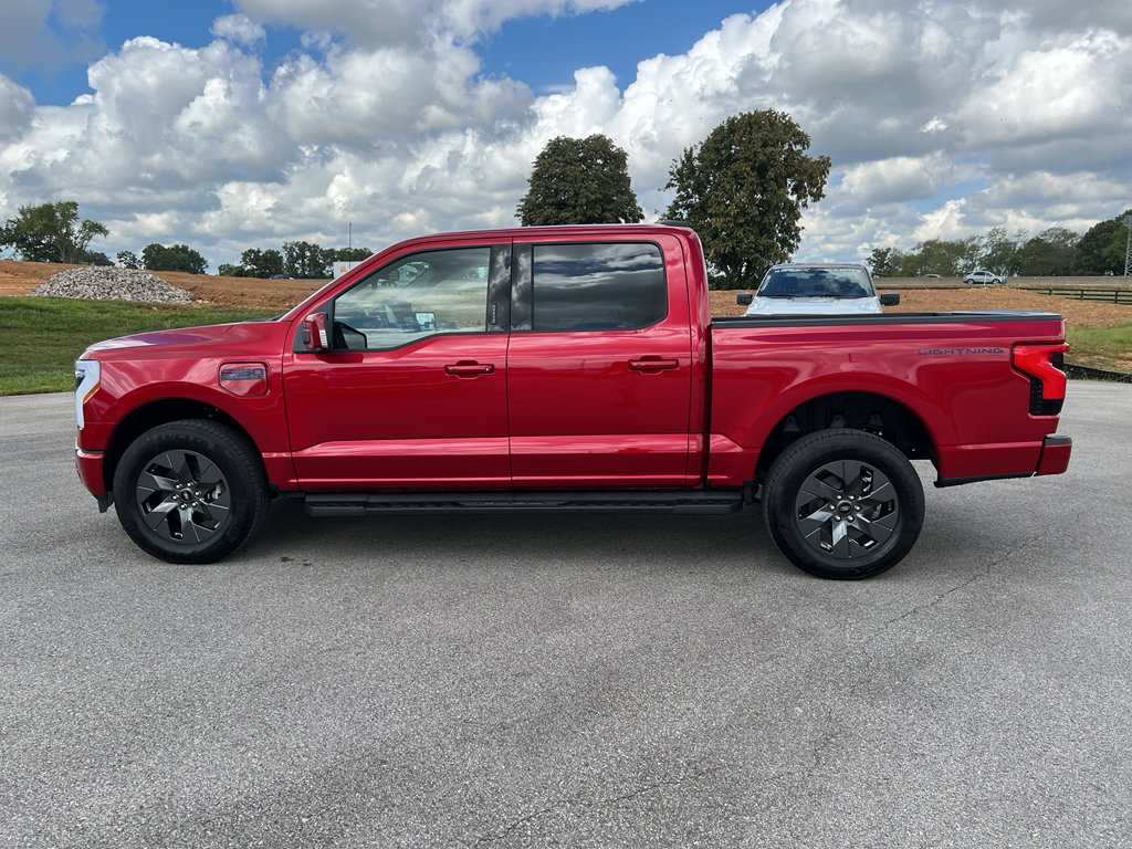 New 2025 Ford F150 Lightning Lariat AWD/4WD image 8