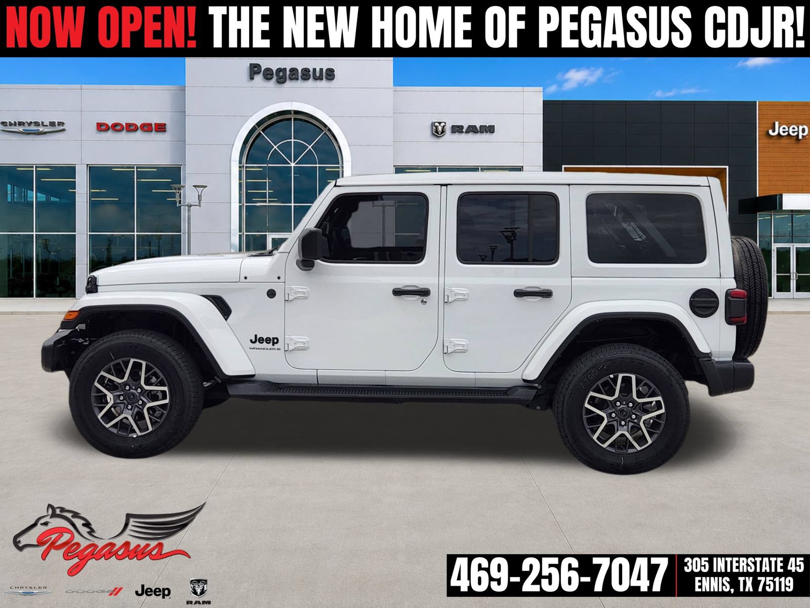 Used 2025 Jeep Wrangler Unlimited Sahara AWD/4WD image 3