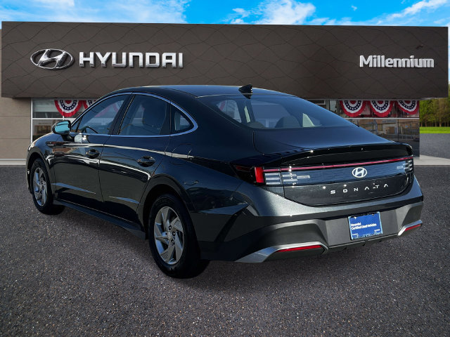 Used 2026 Hyundai Sonata SE FWD image 7