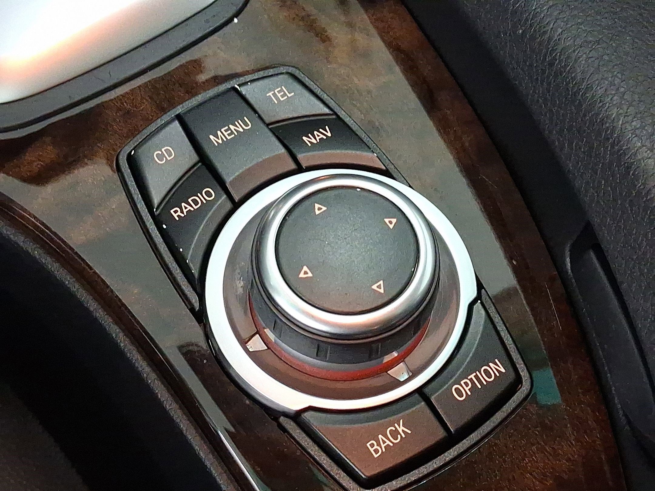 Used 2010 BMW 528i Sedan image 16