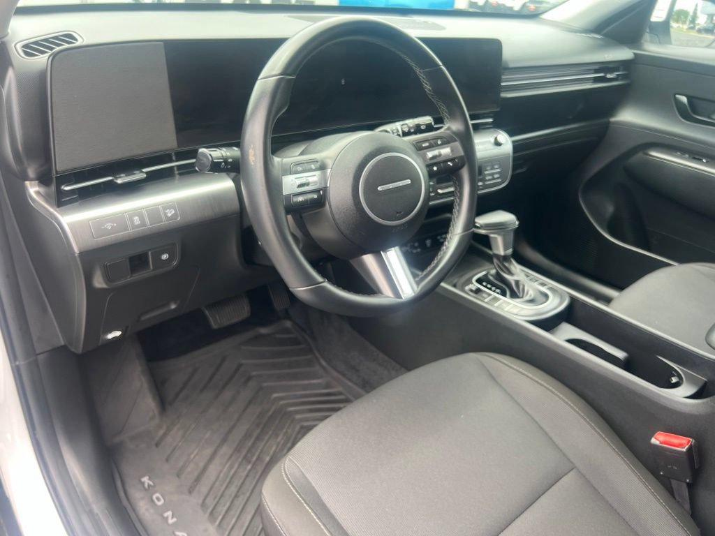 Used 2025 Hyundai Kona SEL AWD/4WD image 24