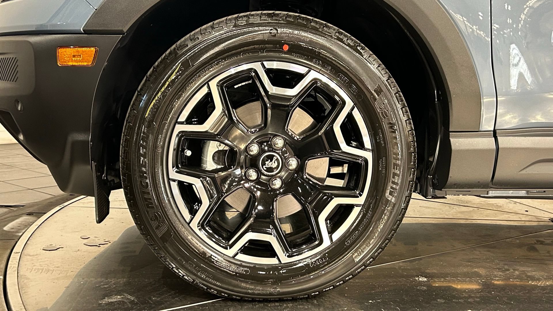 New 2026 Ford Bronco Sport Outer Banks w/ Outer Banks Tech Package+ AWD/4WD image 17