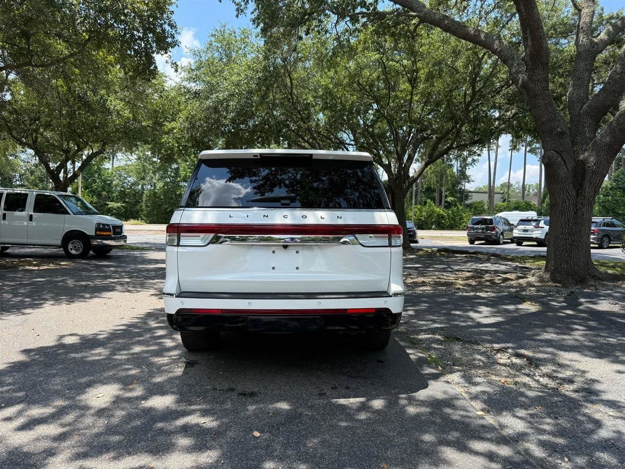 Used 2023 Lincoln Navigator L Black Label AWD/4WD image 6