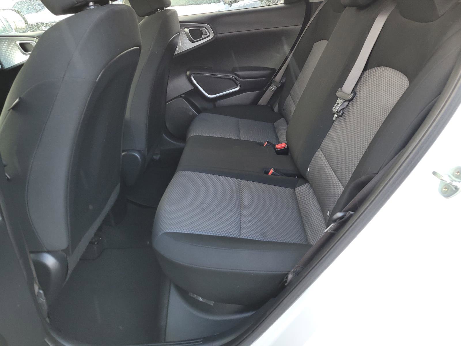 Used 2021 Kia Soul LX image 13