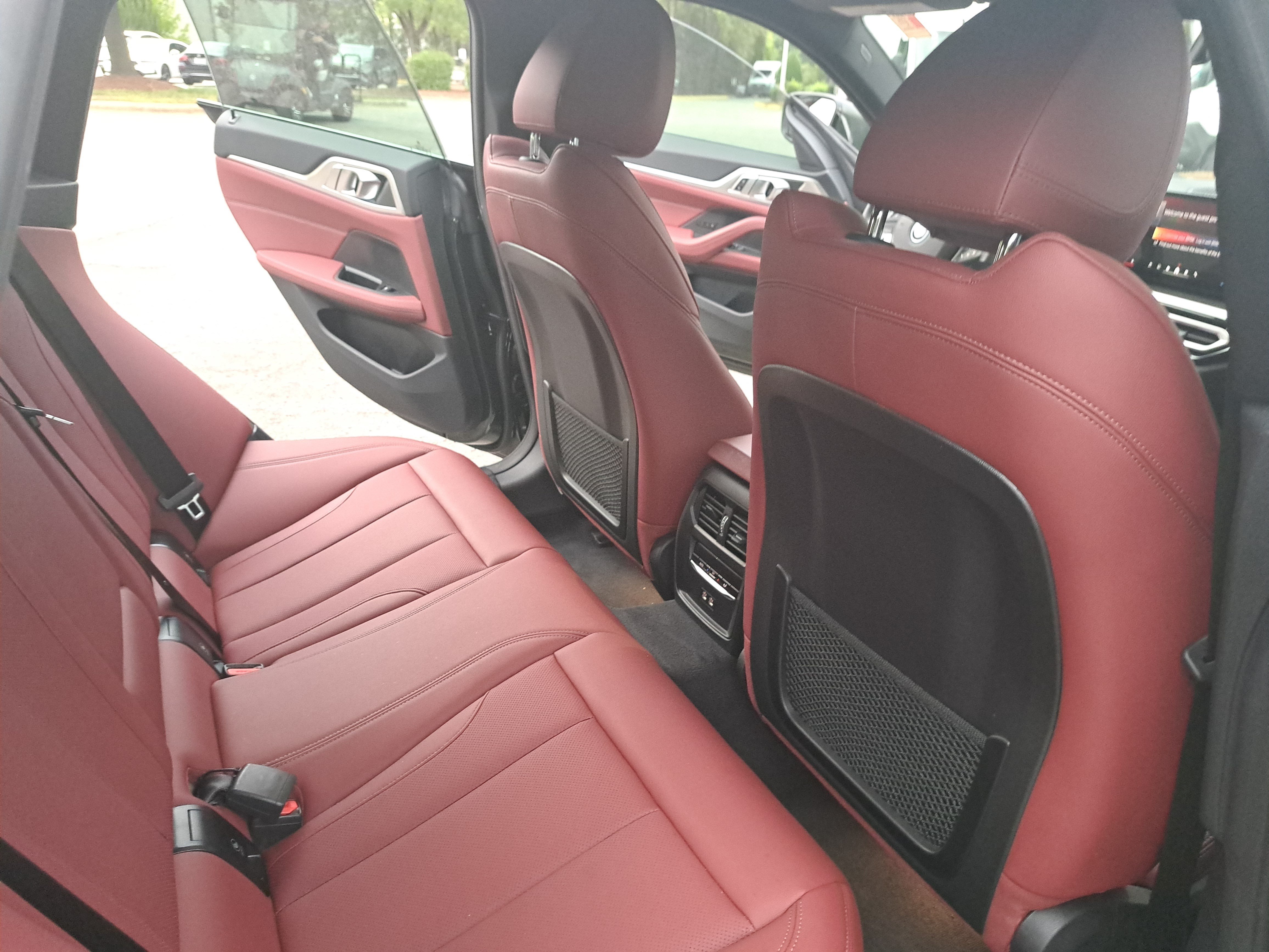 Used 2024 BMW i4 eDrive35 w/ Premium Package RWD image 11