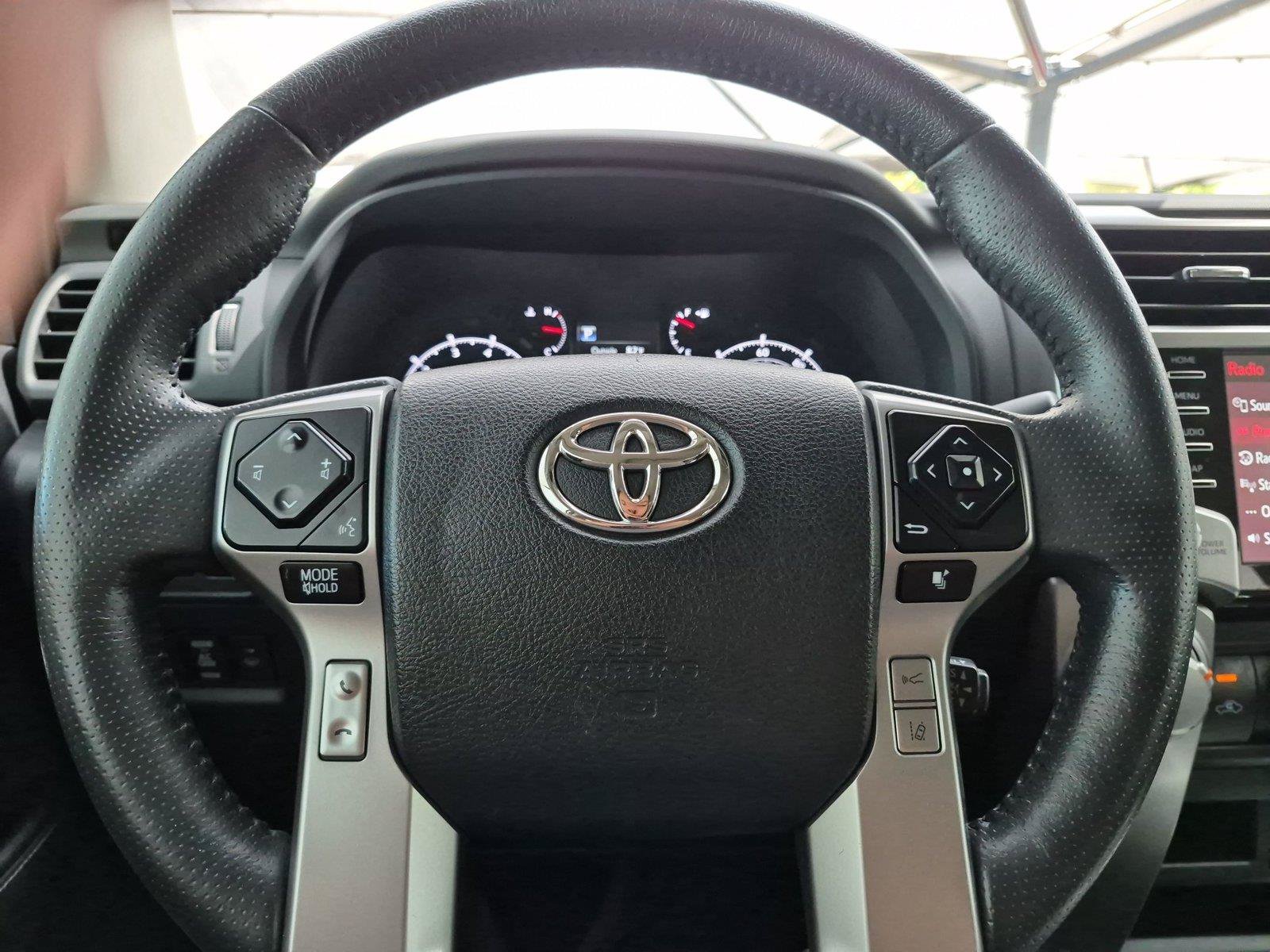 Used 2022 Toyota 4Runner SR5 Premium w/ Moonroof Package AWD/4WD image 15