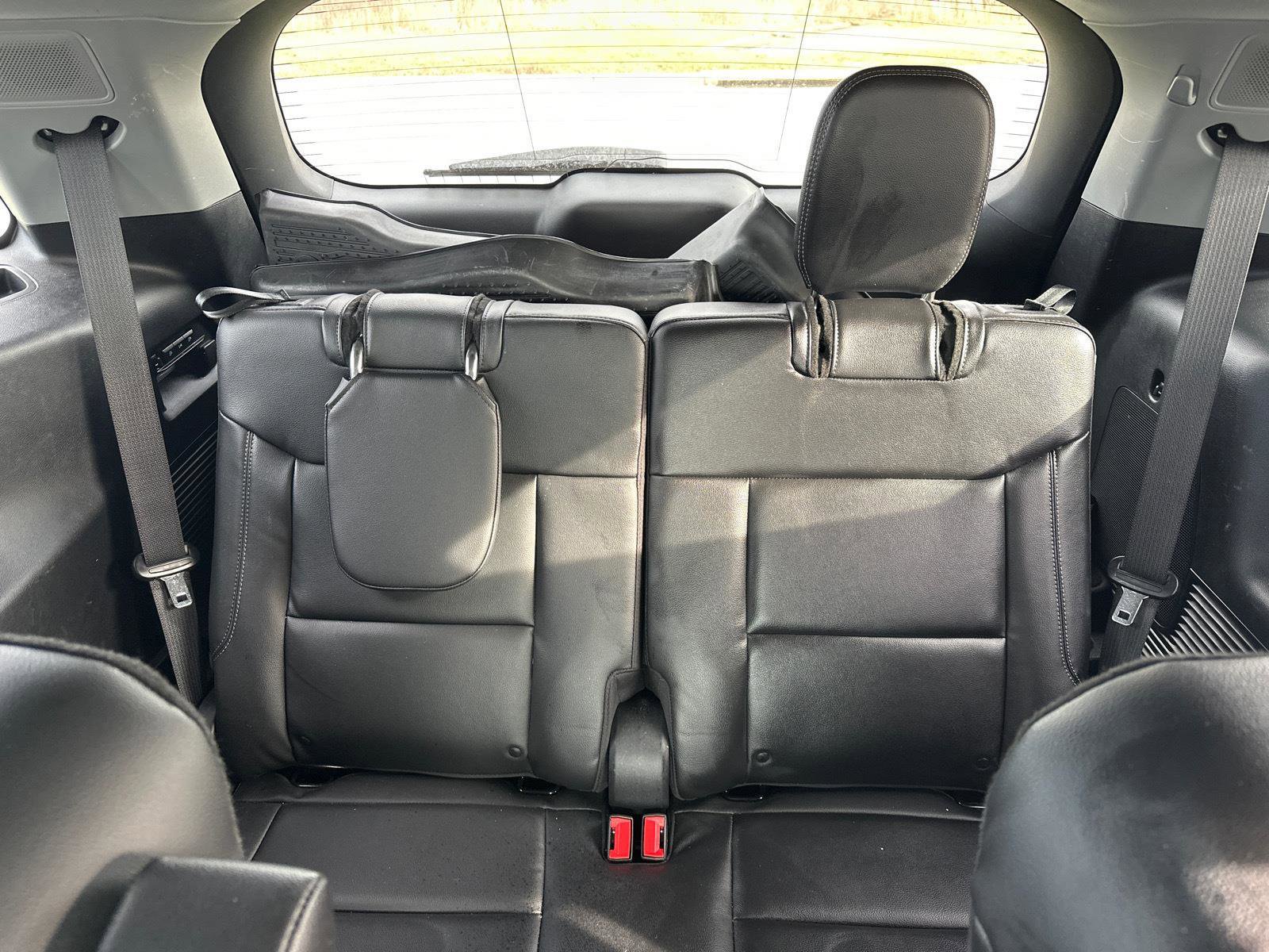 Used 2022 Ford Explorer Limited w/ Limited Technology Package image 9