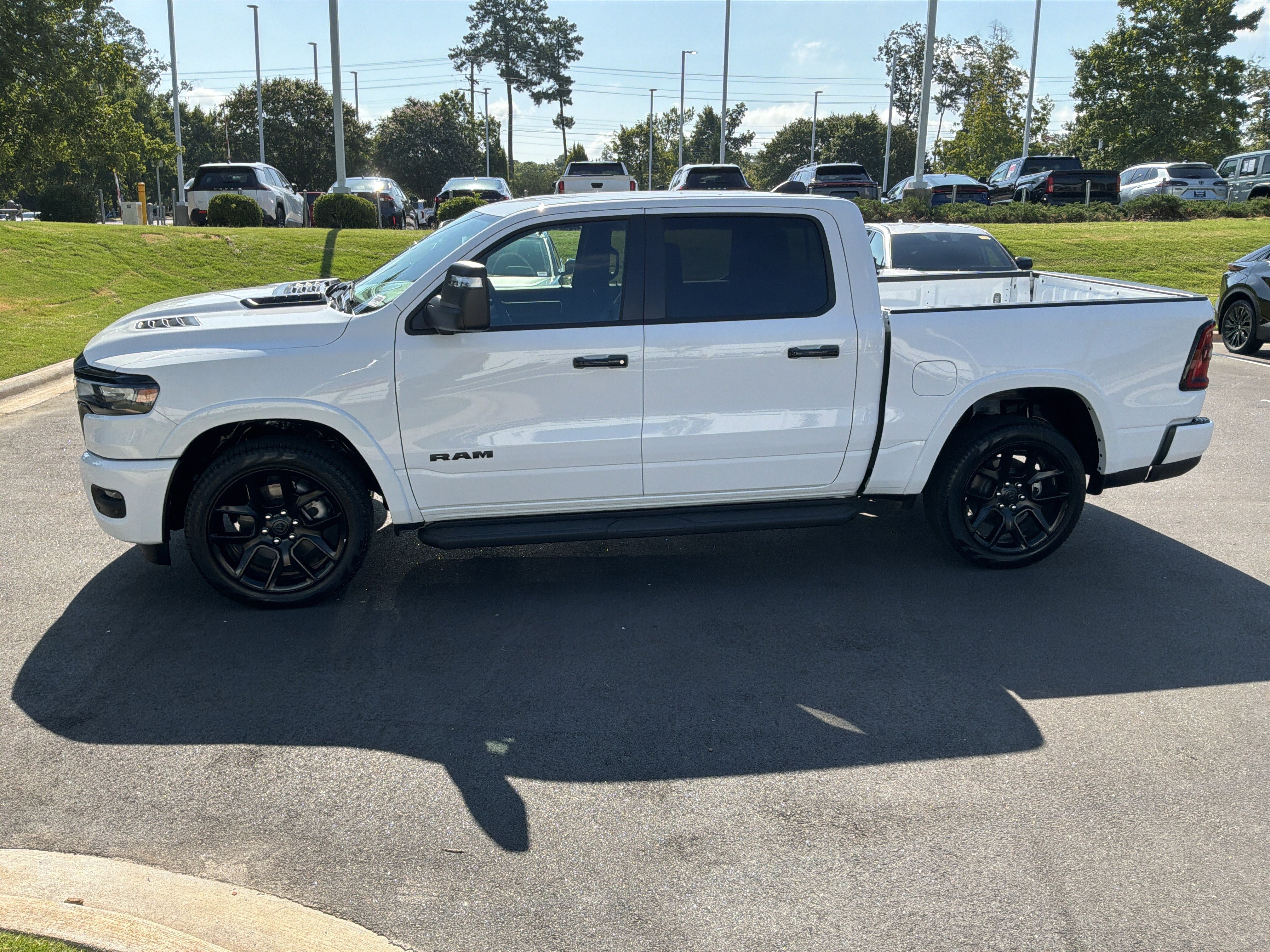 Used 2025 RAM 1500 Laramie w/ Night Edition AWD/4WD image 7