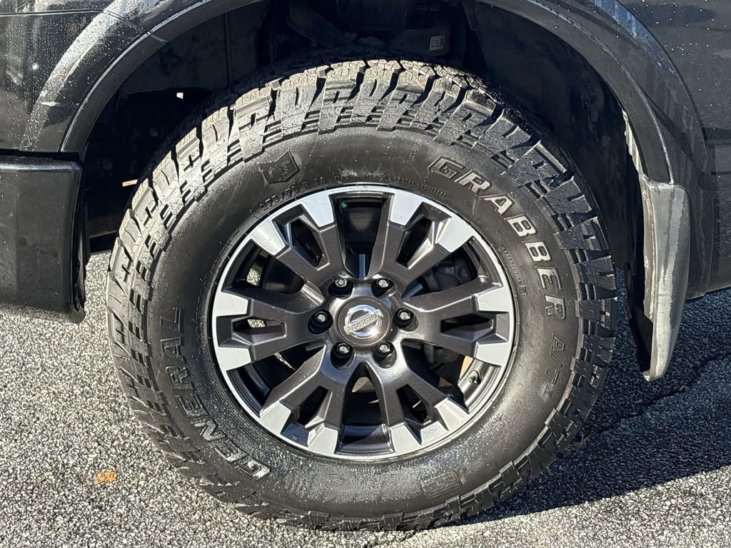 Used 2019 Nissan Titan PRO-4X image 35