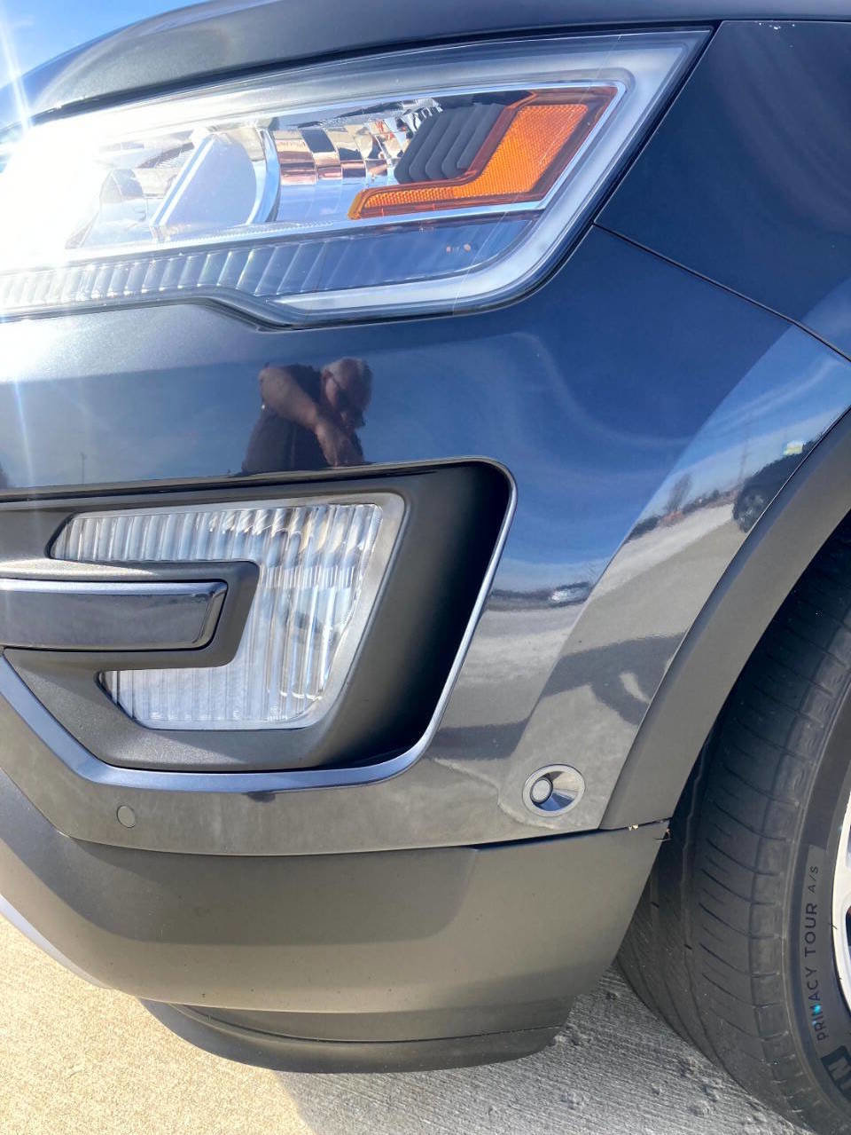 Used 2017 Ford Explorer Limited w/ Equipment Group 301A FWD image 4