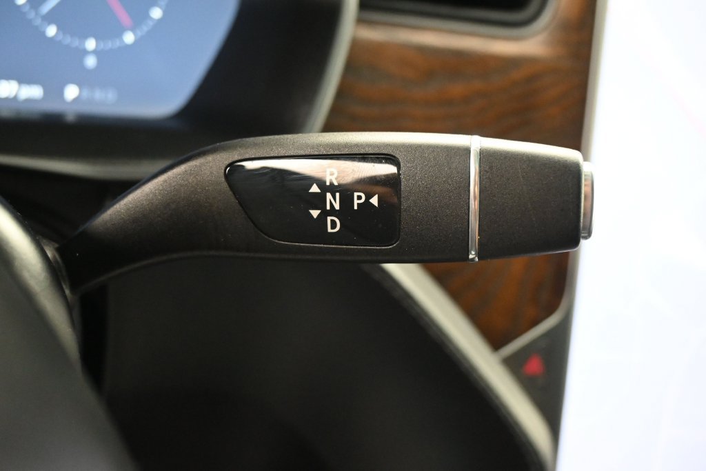 Used 2021 Tesla Model X Long Range AWD/4WD image 19