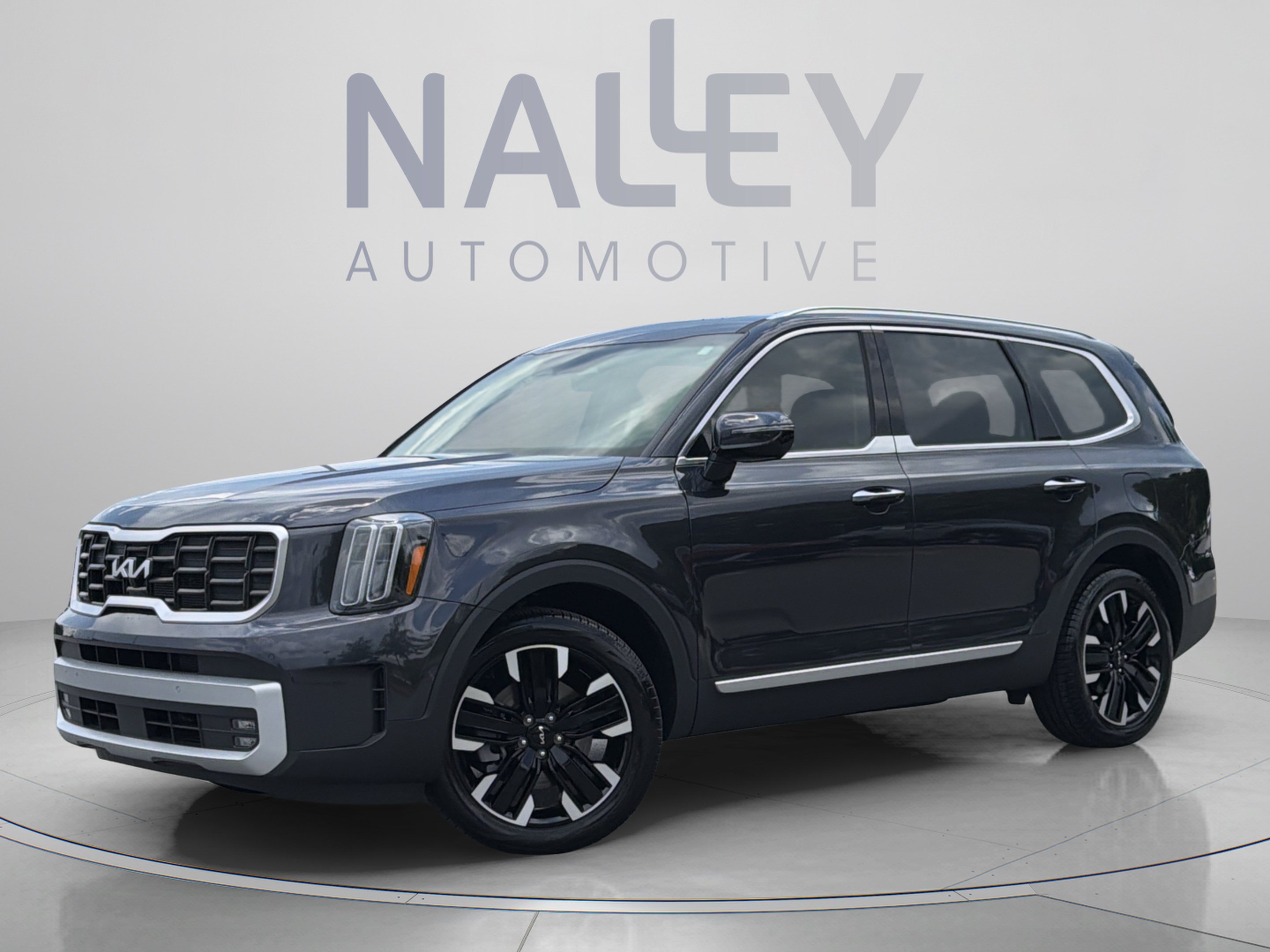 Used 2025 Kia Telluride SX w/ SX Captain's Chair Package FWD image 1