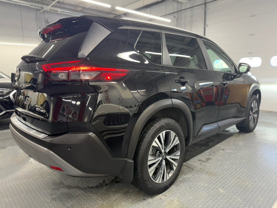 Used 2023 Nissan Rogue SV w/ SV Premium Package image 7