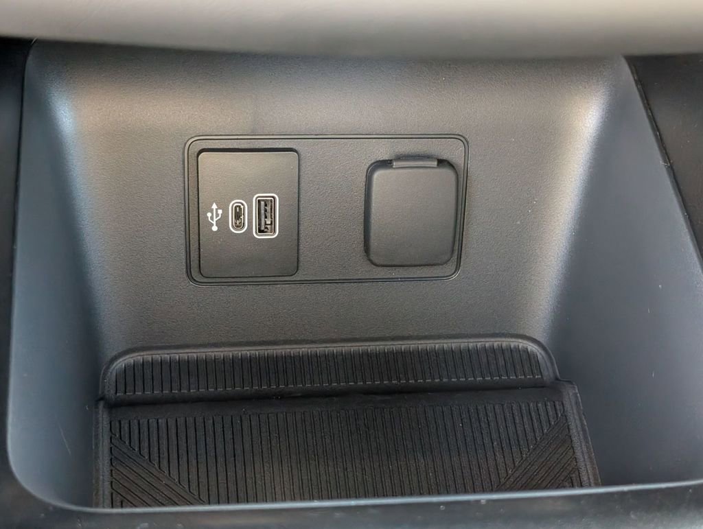 New 2026 Ford Explorer ST w/ Sun And Sound Package image 38