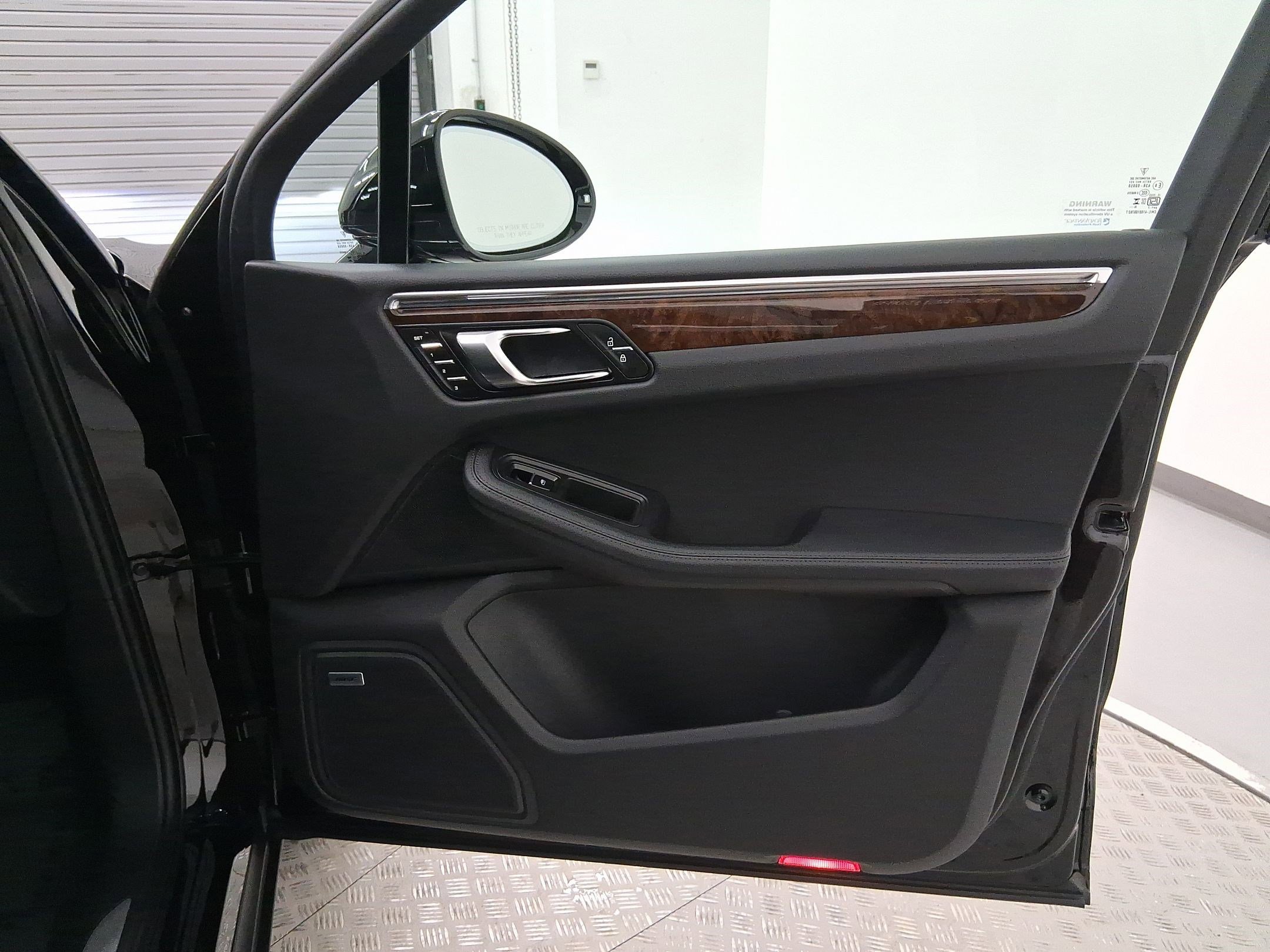 New 2026 Porsche Macan S image 35