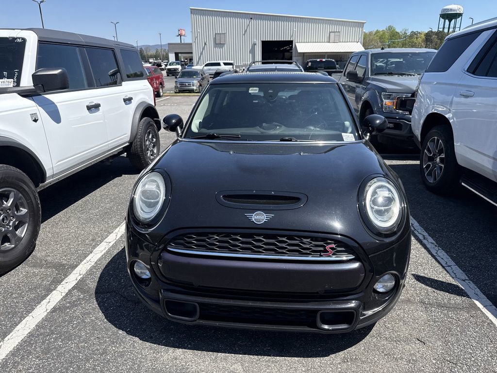 Used 2019 MINI Cooper S image 3