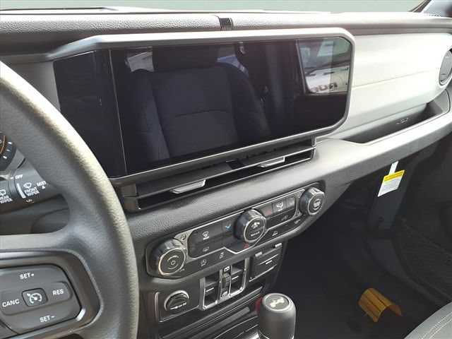 New 2026 Jeep Wrangler Unlimited Sport AWD/4WD image 17