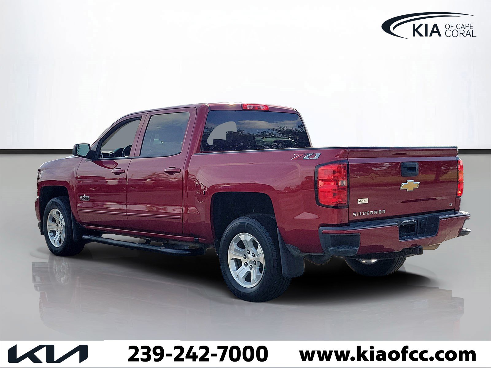 Used 2018 Chevrolet Silverado 1500 LT w/ Texas Edition AWD/4WD image 4
