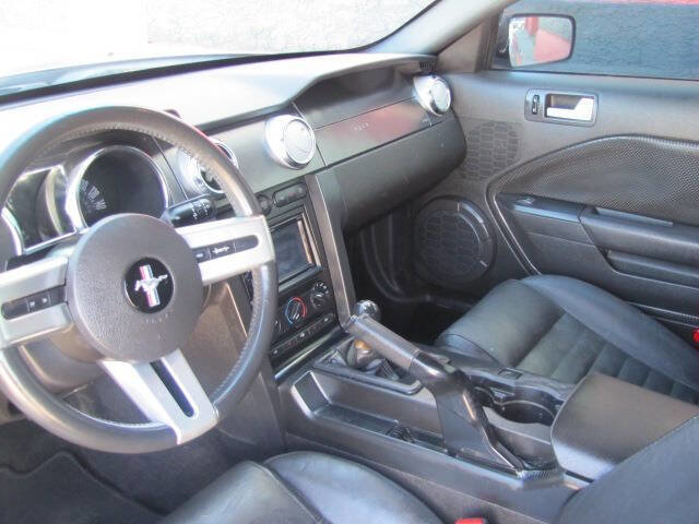 Used 2009 Ford Mustang GT Premium image 9