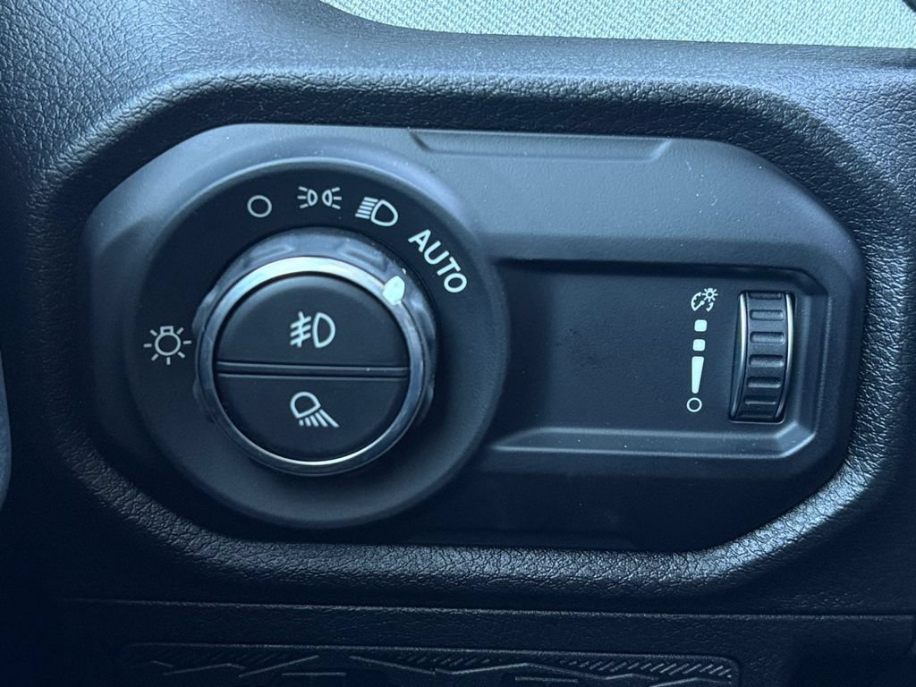 New 2026 Jeep Gladiator Sport AWD/4WD image 3