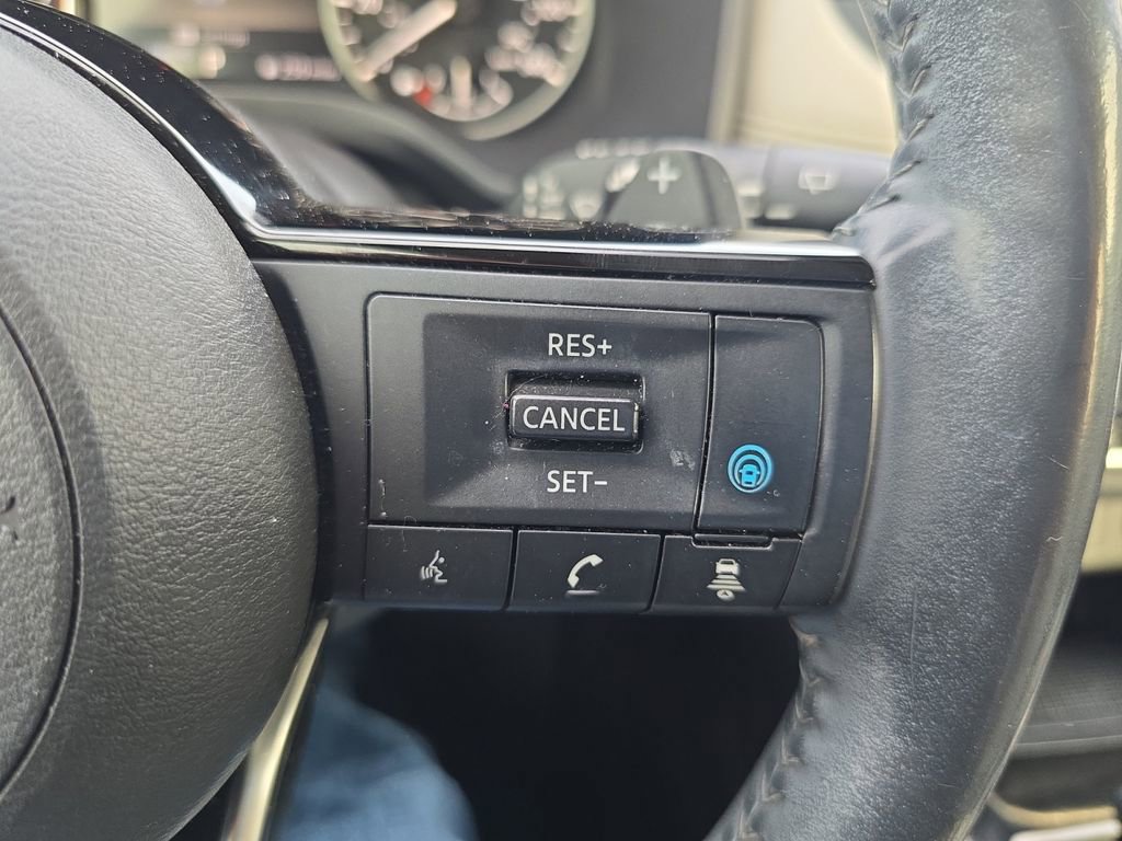 Used 2021 Nissan Rogue SV w/ Premium Package image 22