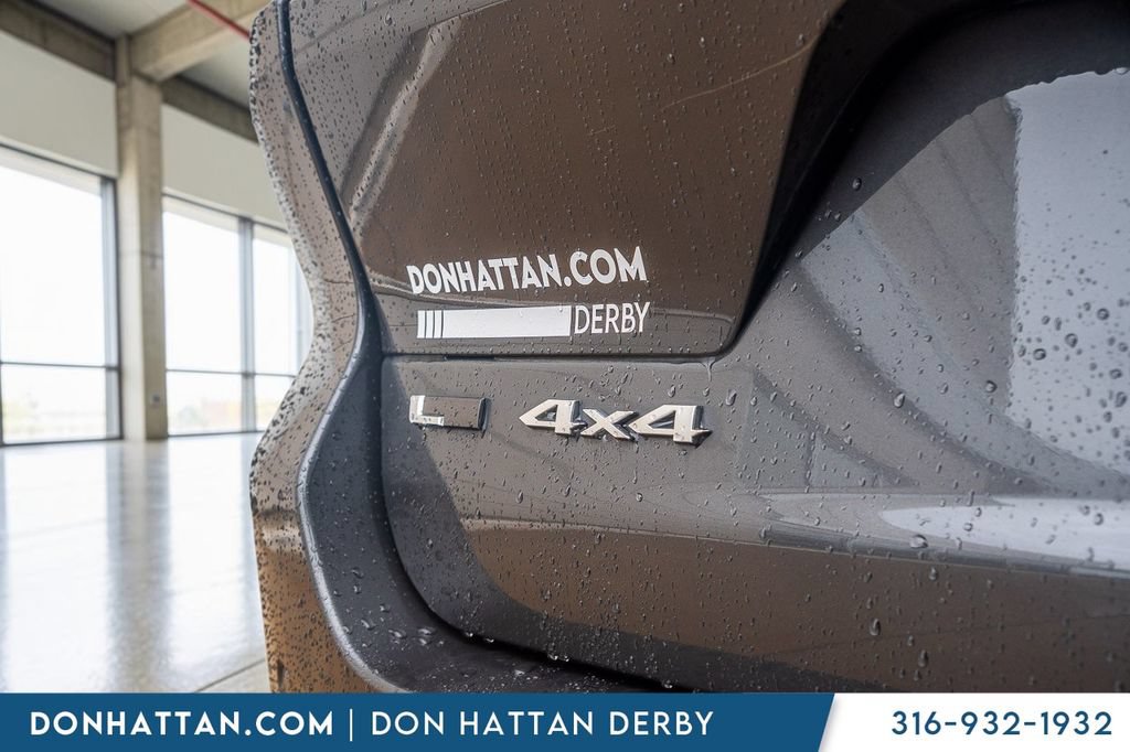 Used 2021 Jeep Grand Cherokee L Summit w/ Advanced Protech Group IV AWD/4WD image 35