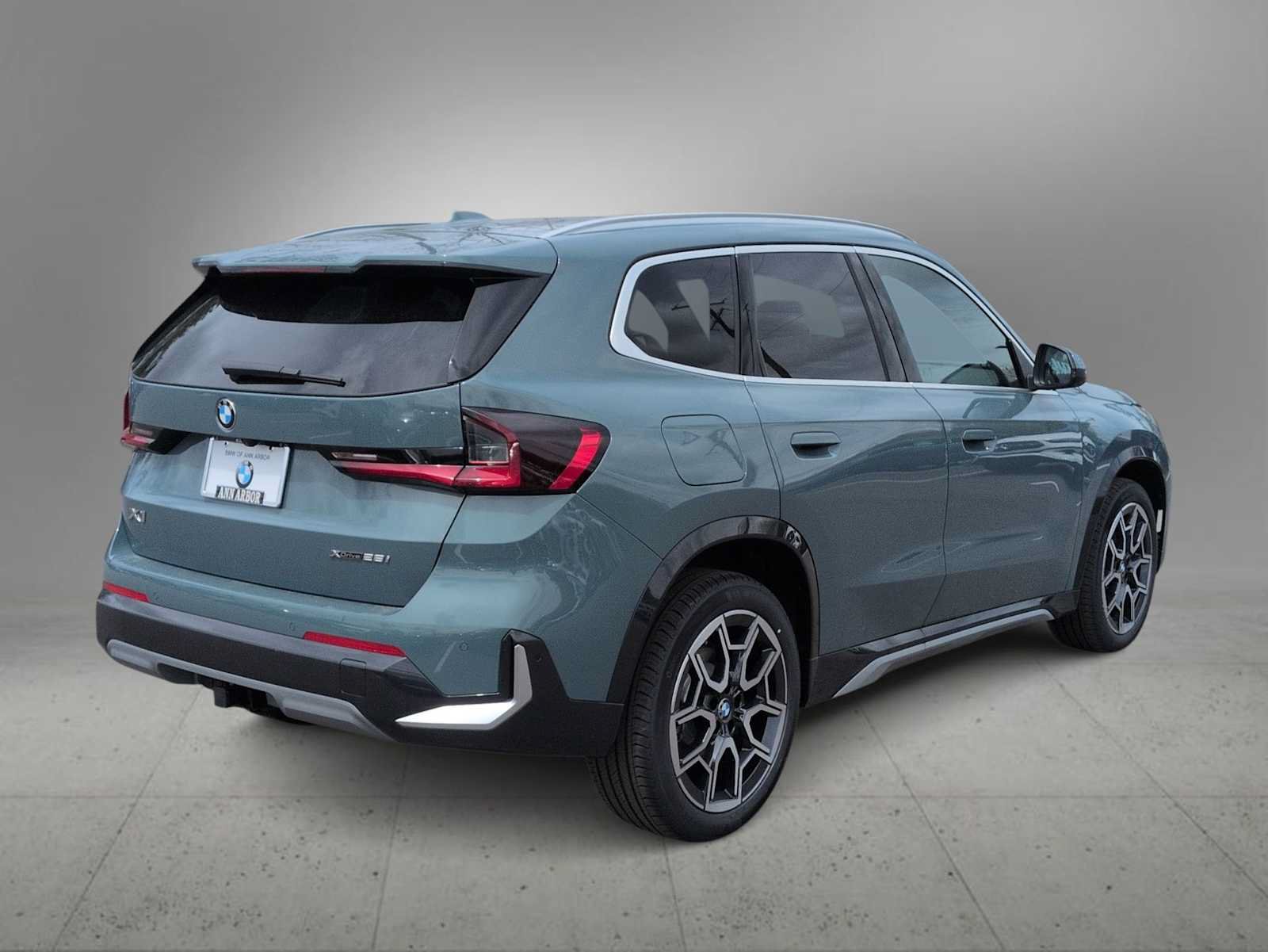 New 2026 BMW X1 xDrive28i w/ Convenience Package AWD/4WD image 8