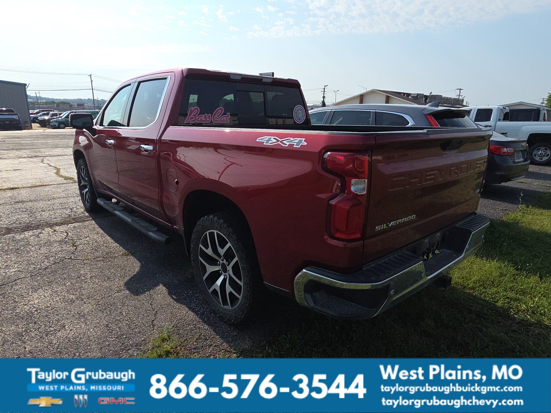 Used 2021 Chevrolet Silverado 1500 LTZ AWD/4WD image 4