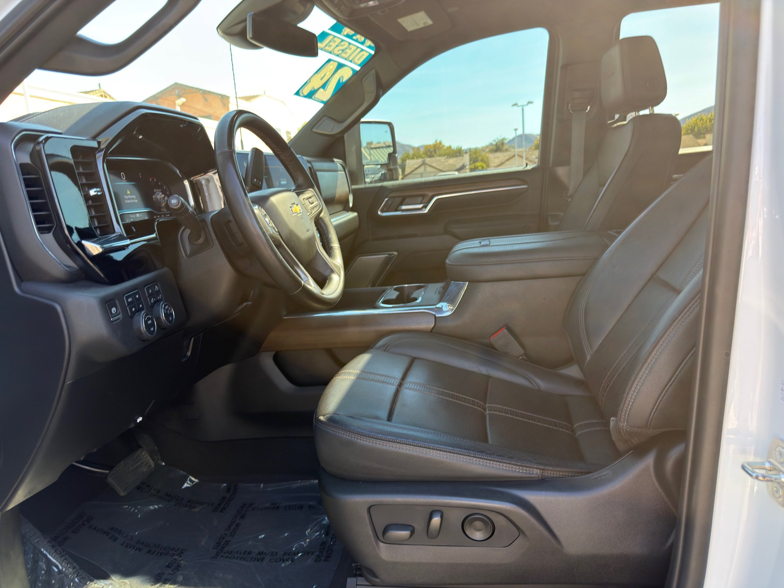 Used 2024 Chevrolet Silverado 2500 High Country AWD/4WD image 29