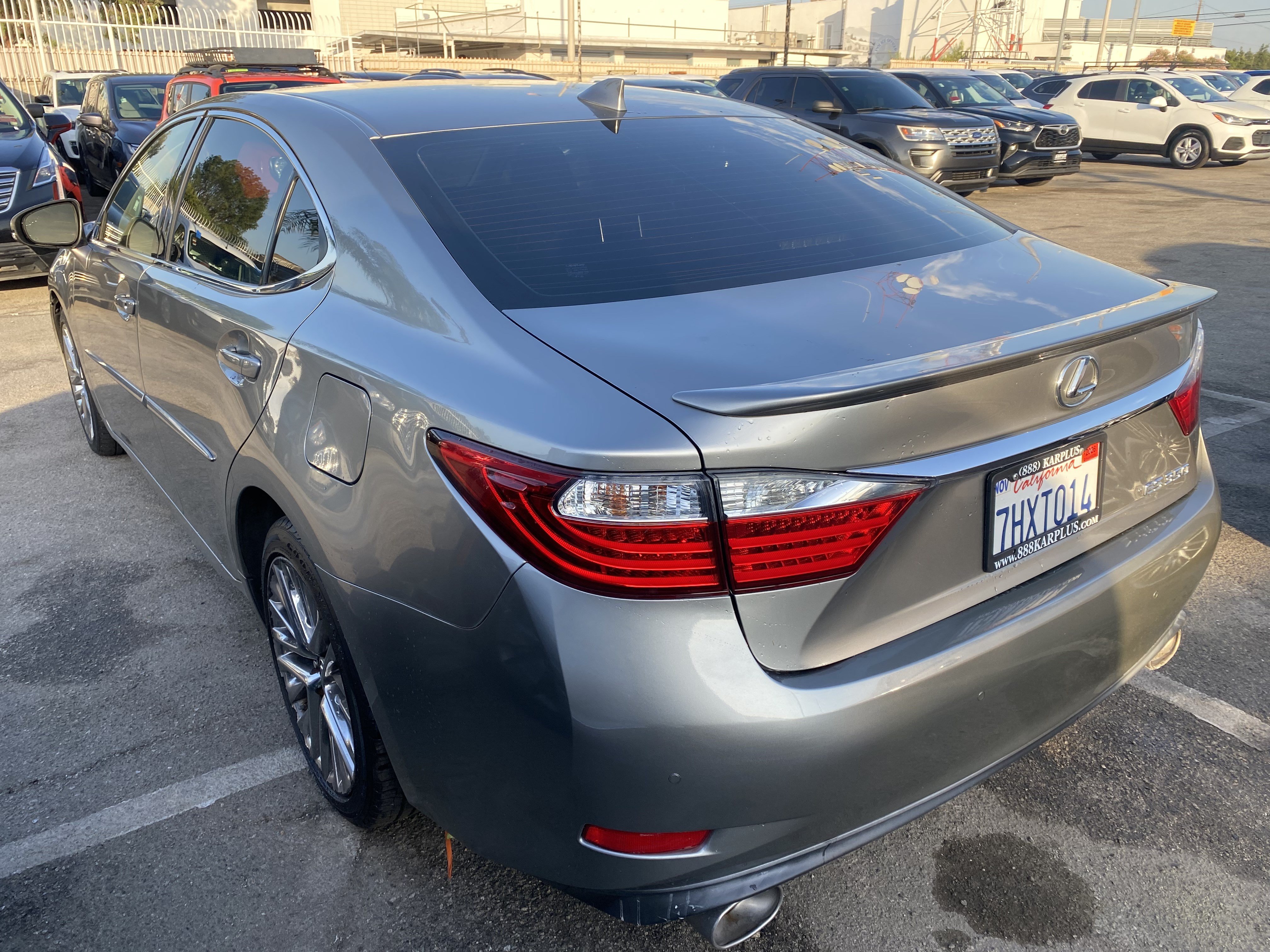 Used 2015 Lexus ES 350 w/ Luxury Package FWD image 10