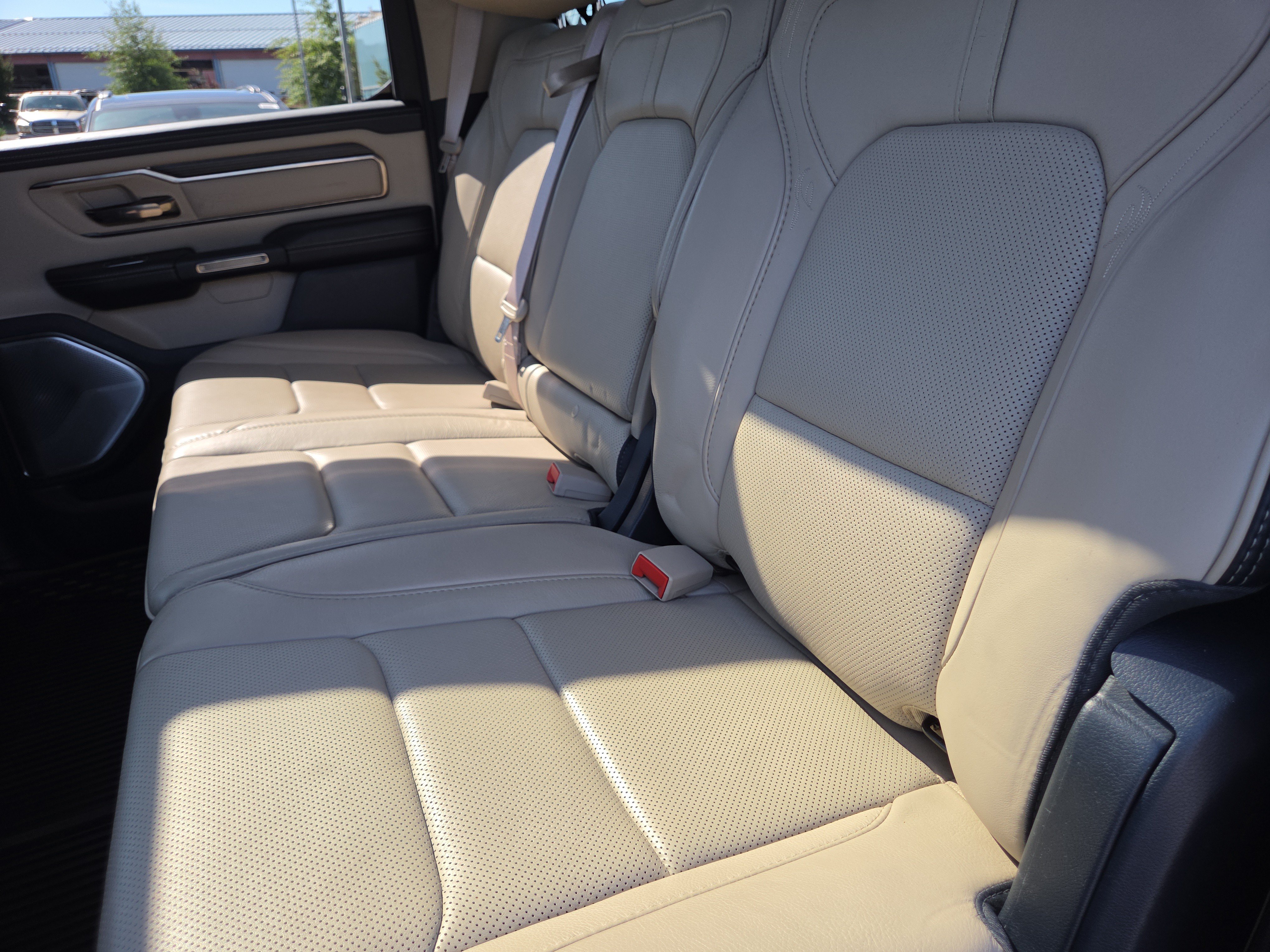 Used 2020 RAM 1500 Limited AWD/4WD image 10