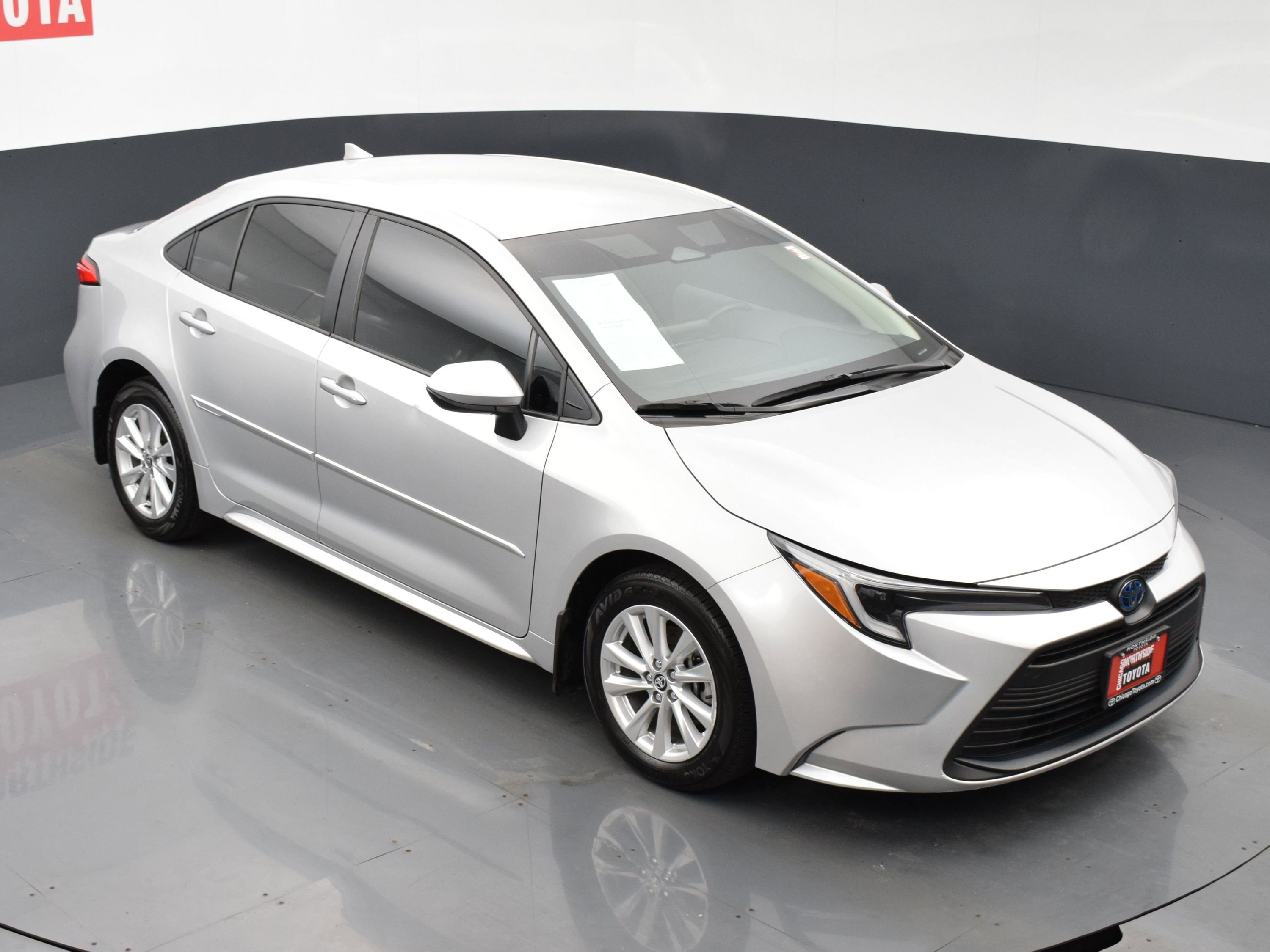 Used 2024 Toyota Corolla LE w/ LE Convenience Package image 22