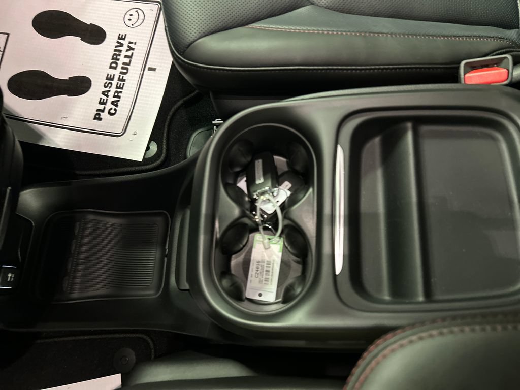 New 2027 Chrysler Pacifica Select FWD image 19