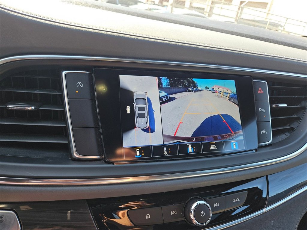 Used 2024 Buick Enclave Premium image 22