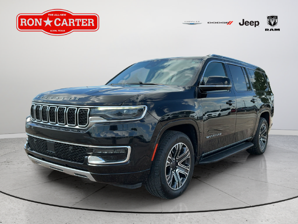 Used 2024 Jeep Wagoneer L Series II AWD/4WD image 3