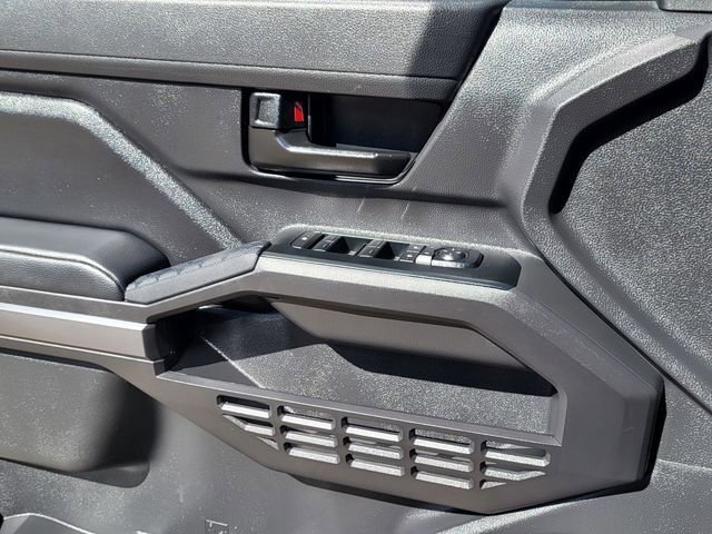 Used 2025 Toyota Tacoma SR5 image 13