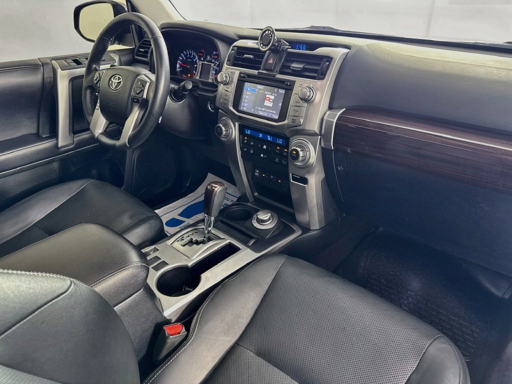 Used 2018 Toyota 4Runner Limited AWD/4WD image 35
