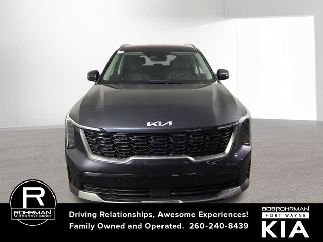 Certified 2025 Kia Sorento S image 3