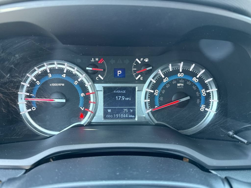 Used 2016 Toyota 4Runner SR5 AWD/4WD image 15